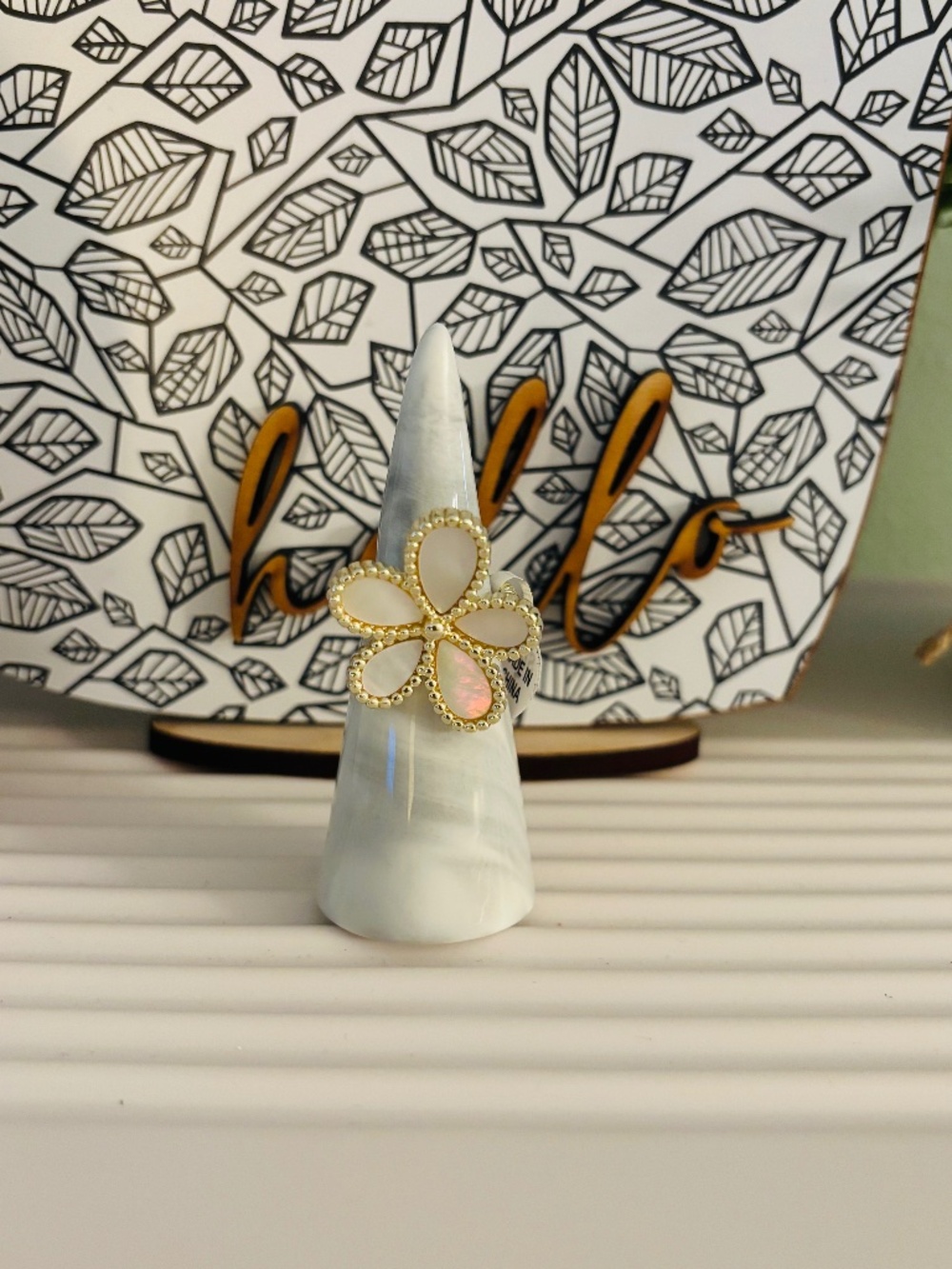 Mother of Pearl Gold Flower Statement Ring